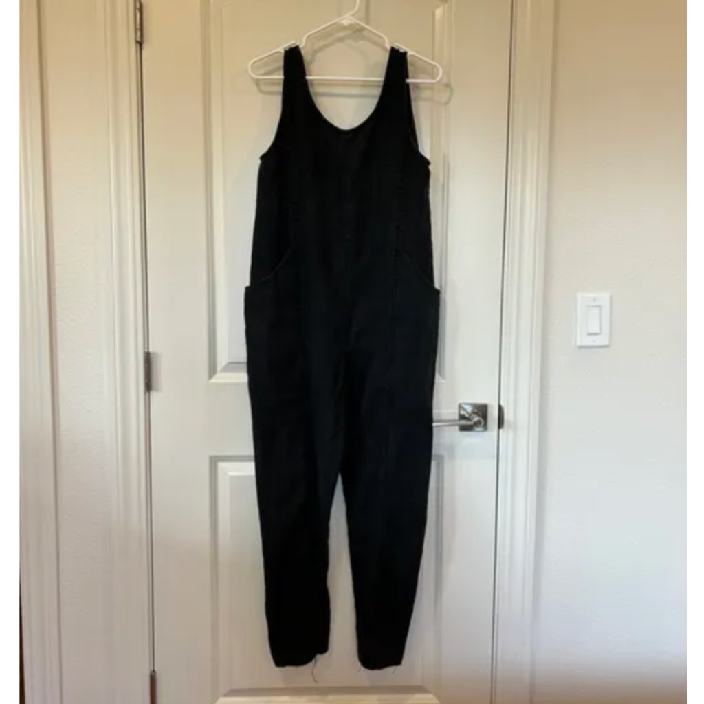Elizabeth Suzann Clyde Jumpsuit Black Linen SR Read Description